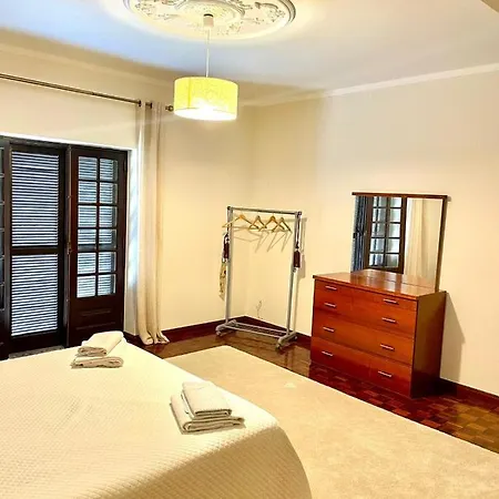 וילה Lourivillage לוריניה