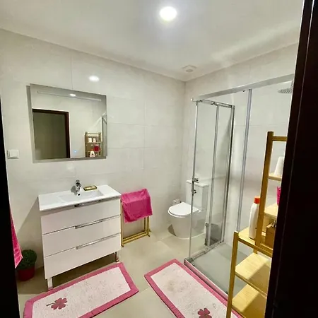 Lourivillage וילה *